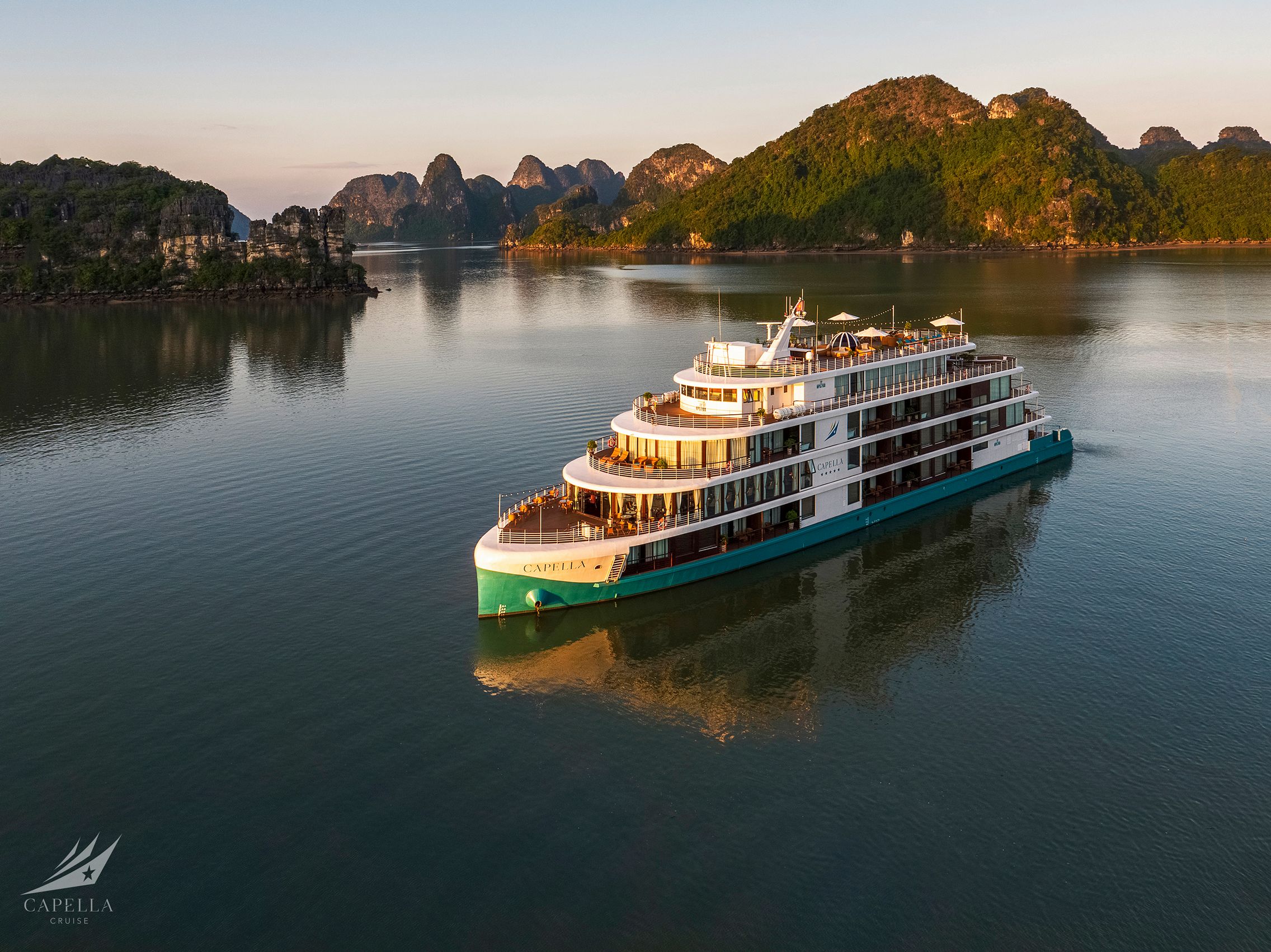 DU THUYỀN CAPELLA CRUISE- GIÁ COMMIT BAO TỐT THỊ TRƯỜNG