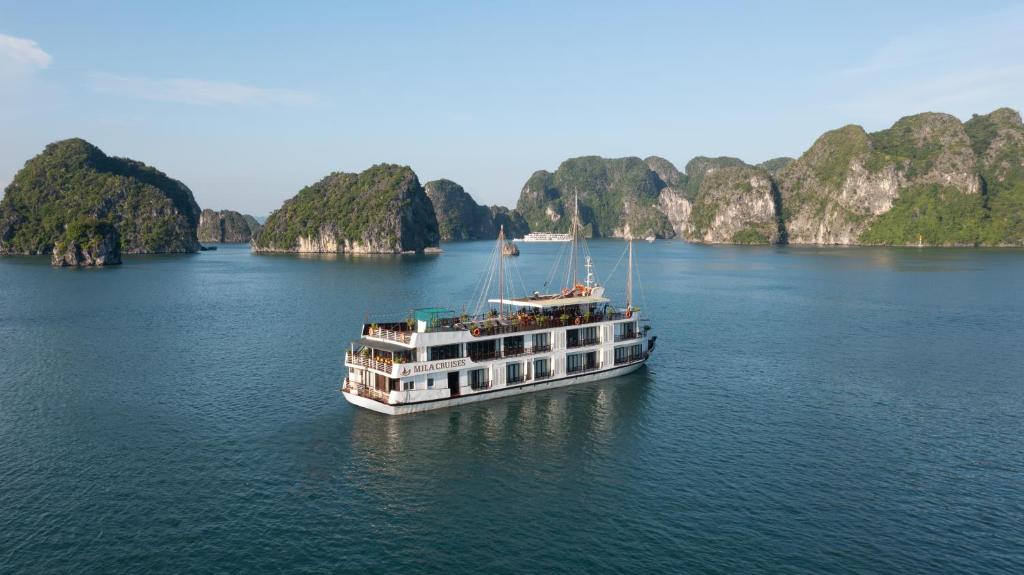 Du Thuyền Mila Lux Cruise