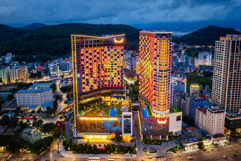 MƯỜNG THANH LUXURY CENTER ( TÒA A )