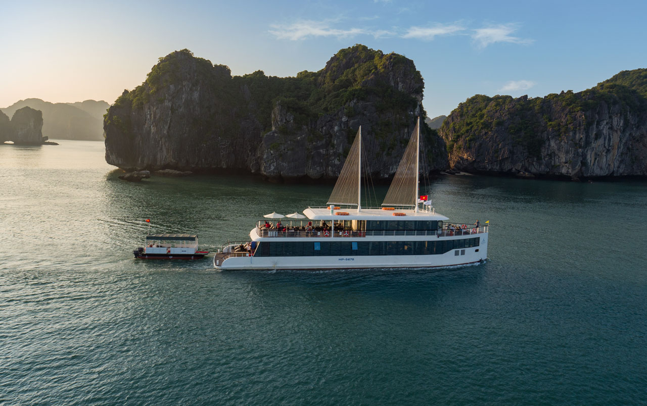 Du thuyền 8 tiếng Jade Sails Hạ Long