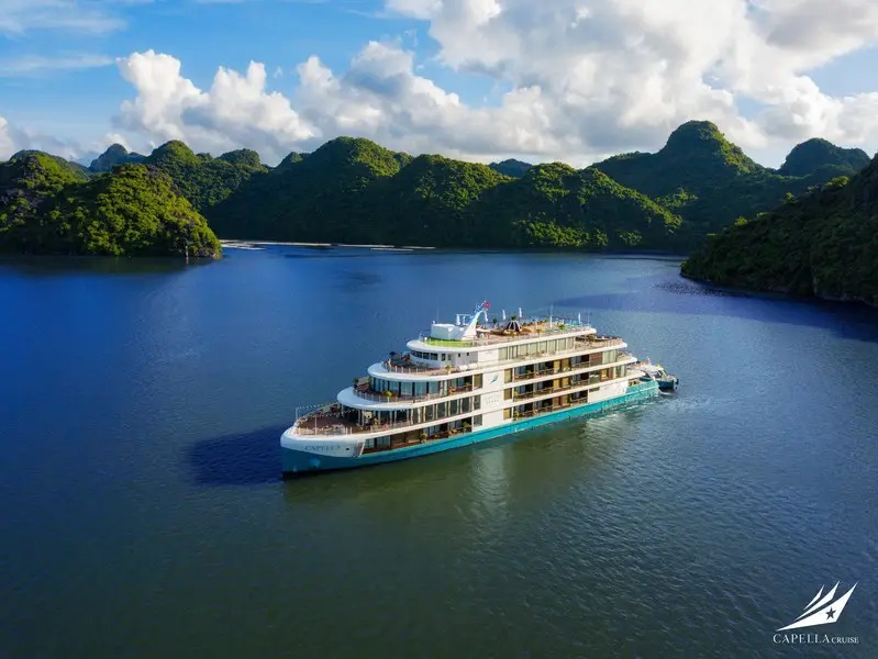 Top 10 du thuyền Hạ Long dịp Tết được yêu thích nhất 2022
